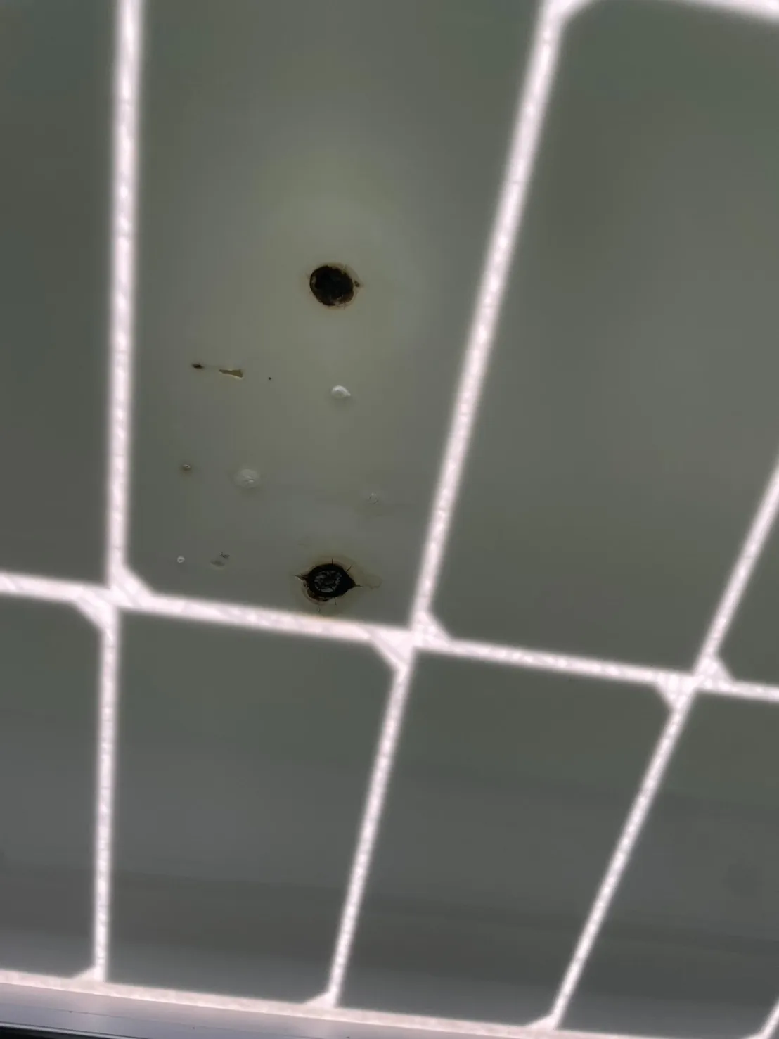 太陽光パネル　パネル異常点検について